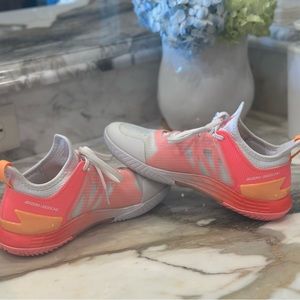 Womens Supersonic Tennis Shoes